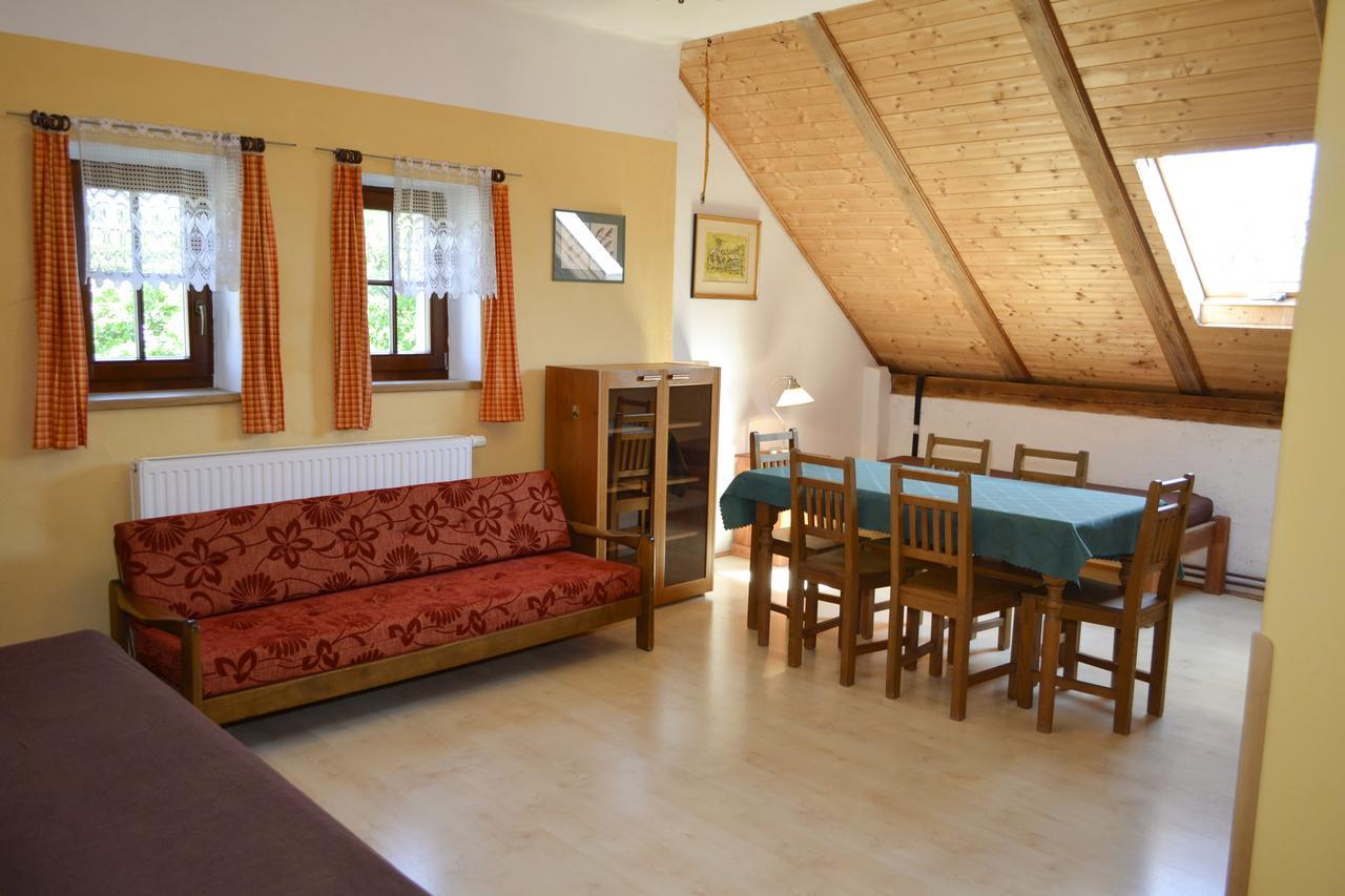 Appartement Blazkuv Statek à Malsice Extérieur photo