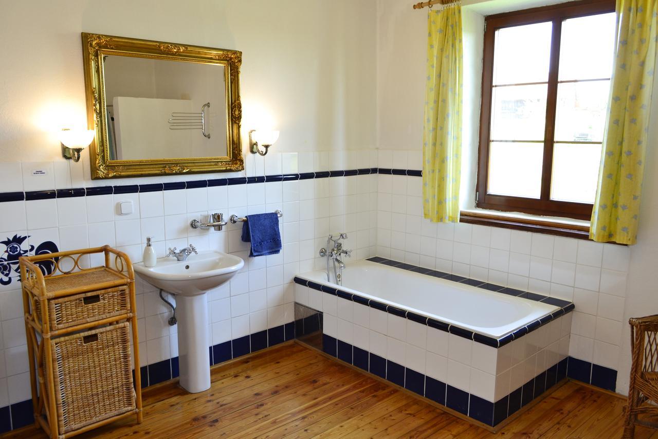 Appartement Blazkuv Statek à Malsice Extérieur photo