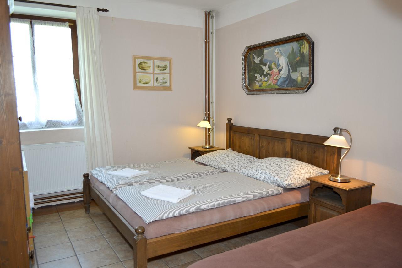 Appartement Blazkuv Statek à Malsice Extérieur photo